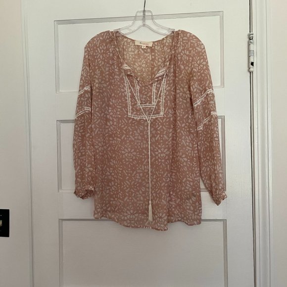 Two by Vince Camuto Tops - Two by Vince Camuto sheer gauzy pink boho preppy tunic top long sleeve, size XS